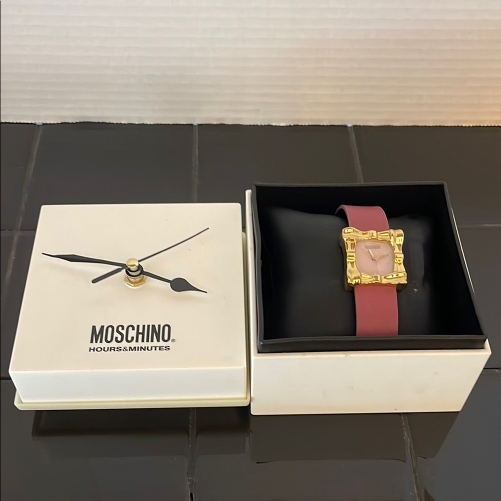 MOSCHINO Time for Peace Vintage Watch